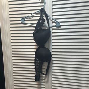 Victoria's Secret Black Lace Bra 36DD NWOT